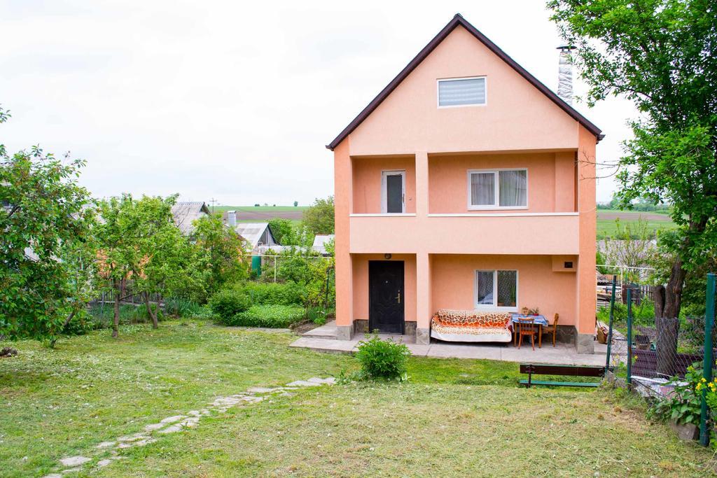 Guest House Cherepaha Kamianets-Podilsky Extérieur photo